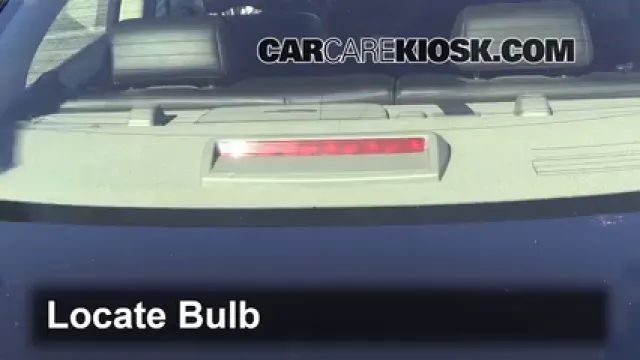 2001 Infiniti I30 T 3.0L V6 Luces Luz de freno central (reemplazar foco)